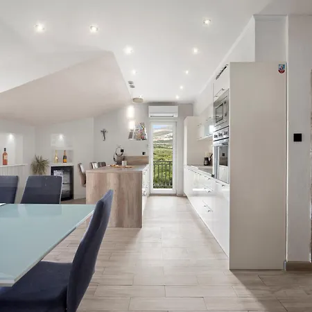 Valentina * تروغير